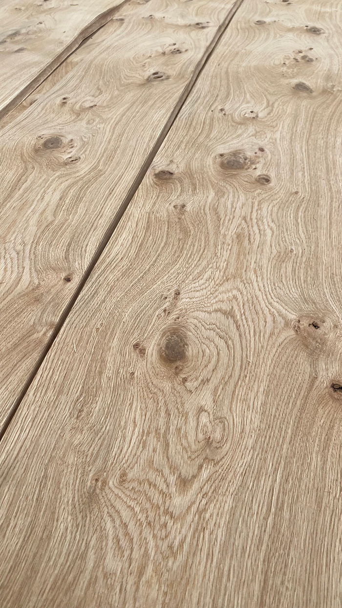 Chapa roble con nudos